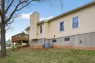 2210 Riverwood Trails Dr, Florissant, MO 63031 - Photo 25