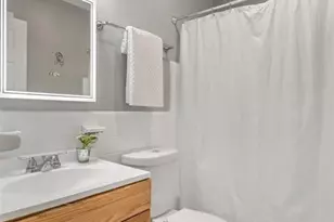 8 Jendale Ct, Saint Louis, MO 63136 - Photo 13