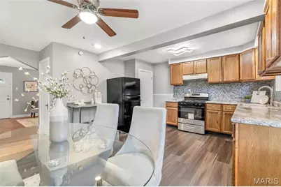 8 Jendale Court, Saint Louis, MO 63136 - Photo 7