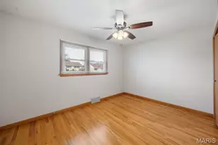 10224 Dandridge Dr, Saint Louis, MO 63123 - Photo 13