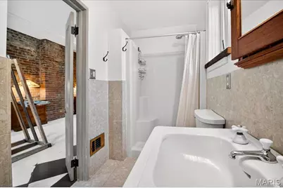 1010 Allen Avenue #2F, Saint Louis, MO 63104 - Photo 25