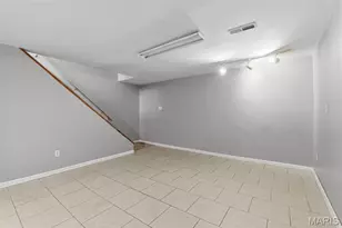 832 Wendevy Ct, Ballwin, MO 63011 - Photo 17