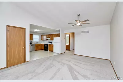 1033 Bieker Road, Washington, MO 63090 - Photo 5