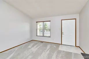 1033 Bieker Rd, Washington, MO 63090 - Photo 3