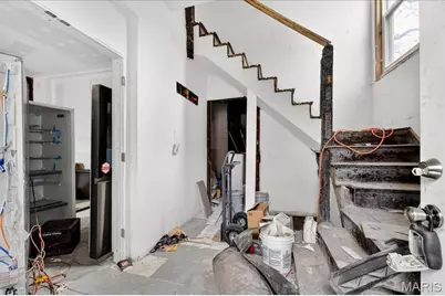 3241 California Avenue, Saint Louis, MO 63118 - Photo 3