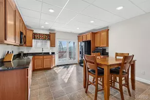 1002 Winter Lake Dr, Fenton, MO 63026 - Photo 9