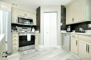 3818 Autumn View Dr, Arnold, MO 63010 - Photo 11