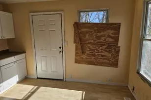 9952 Noble Ln, Saint Louis, MO 63136 - Photo 13