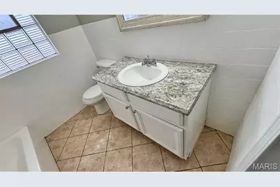 11975 Old Halls Ferry Road, Black Jack, MO 63033 - Photo 9