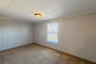 4057 Crest Dr, House Springs, MO 63051 - Photo 7