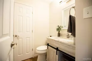 260 Monroe Mill Dr, Ballwin, MO 63011 - Photo 35