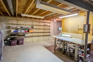 260 Monroe Mill Dr, Ballwin, MO 63011 - Photo 31