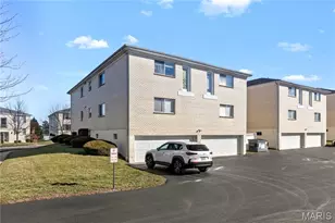 10022 Chardin Way, Saint Louis, MO 63128 - Photo 23