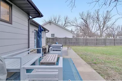 8 Circle Way, Saint Peters, MO 63376 - Photo 5