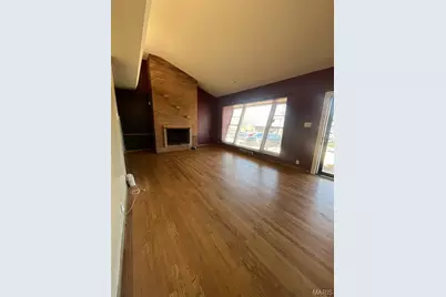 955 Jeanerette Drive, University City, MO 63130 - Photo 3