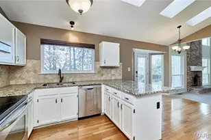 104 Westridge Parc Ln, Ellisville, MO 63021 - Photo 11