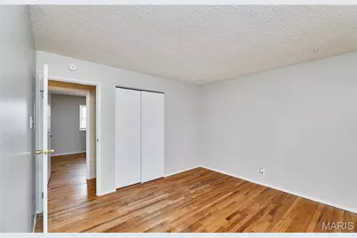 2551 Hedgerow Drive, Florissant, MO 63031 - Photo 13