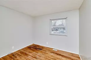 2551 Hedgerow Dr, Florissant, MO 63031 - Photo 17