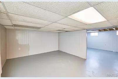 2551 Hedgerow Drive, Florissant, MO 63031 - Photo 21