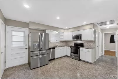 6919 Marquette Avenue, Saint Louis, MO 63139 - Photo 9