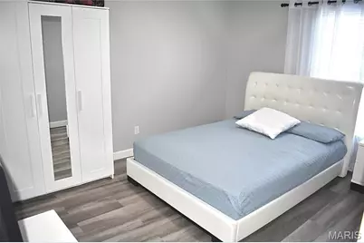 4366 Chateau De Ville Drive #E, Saint Louis, MO 63129 - Photo 27