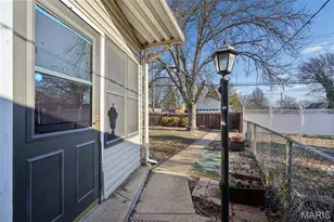 3929 Burgen Ave, Saint Louis, MO 63116 - Photo 23