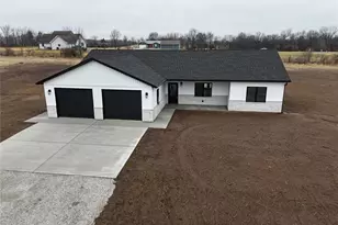 11290 Green Acres Trail, Hannibal, MO 63401 - Photo 31