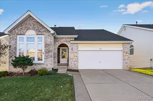 922 Ridgepointe Pl Cir, Lake Saint Louis, MO 63367 - Photo 1