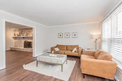 3615 Falcon Ridge Court, Saint Louis, MO 63129 - Photo 3