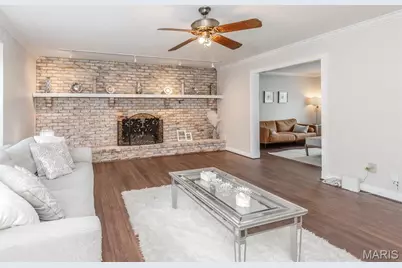 3615 Falcon Ridge Court, Saint Louis, MO 63129 - Photo 17