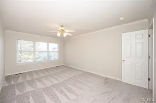 3166 Country Bluff Dr, Saint Charles, MO 63301 - Photo 29