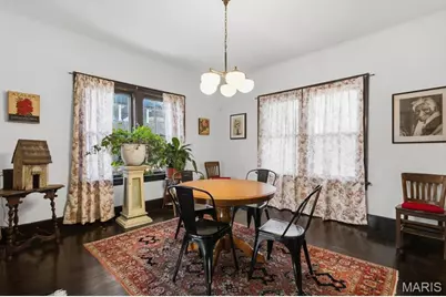 619 Carson Road, Ferguson, MO 63135 - Photo 9