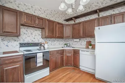 193 Horseshoe Drive, Kirkwood, MO 63122 - Photo 17