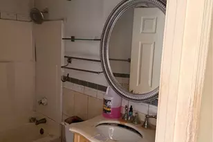 9422 Westchester Dr, Saint Louis, MO 63136 - Photo 23