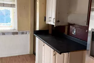 9422 Westchester Dr, Saint Louis, MO 63136 - Photo 9