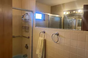 7 Wayne St, Saint Charles, MO 63301 - Photo 9