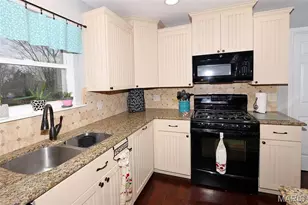 16270 Audubon Village Dr, Wildwood, MO 63040 - Photo 11