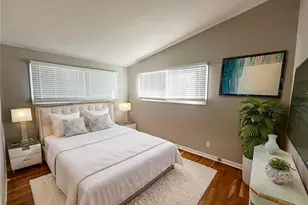 10700 Hallstead Dr, Saint Louis, MO 63136 - Photo 11