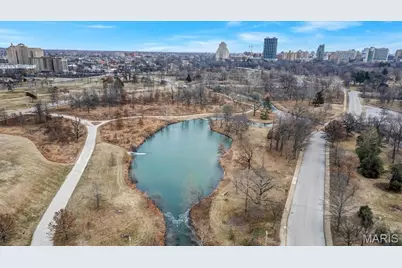 6253 Rosebury Avenue #2E, Saint Louis, MO 63105 - Photo 49