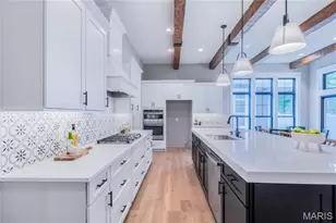 439 Landscape Ct, Webster Groves, MO 63119 - Photo 5