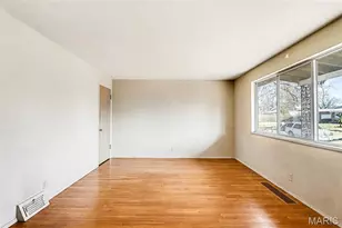 10515 Alliance Dr, Dellwood, MO 63136 - Photo 7