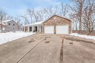 1902 Glenn Ct, Lake Sherwood, MO 63357 - Photo 27