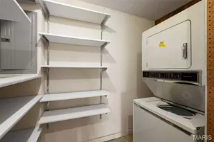 564 Sarah Ln, Saint Louis, MO 63141 - Photo 25