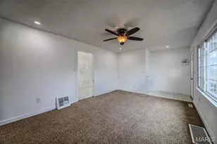 549 S Krudwig Ave, Lebanon, MO 65536 - Photo 5