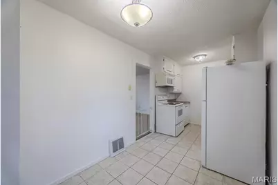 549 S Krudwig Avenue, Lebanon, MO 65536 - Photo 11