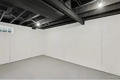 1711 Nemnich Avenue, Saint Louis, MO 63136 - Photo 9