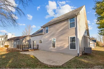 16712 Chesterfield Farms Drive, Chesterfield, MO 63005 - Photo 3