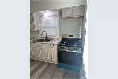 138 Elkan Avenue, Ferguson, MO 63135 - Photo 9