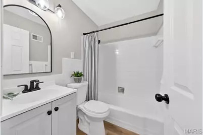 14 Longhenrich Drive, Florissant, MO 63031 - Photo 17