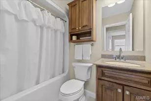 4921 Deepwood Ct, Saint Louis, MO 63128 - Photo 19